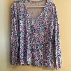 Lilly Pulitzer V-Neck GUC XL